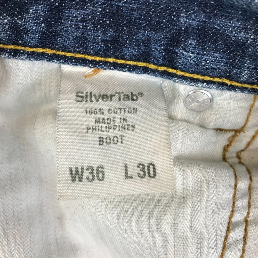 Vintage Levi’s Silver Tab Boot Blue Denim Jeans Size 36x30 Medium Dark Wash - Picture 4 of 10